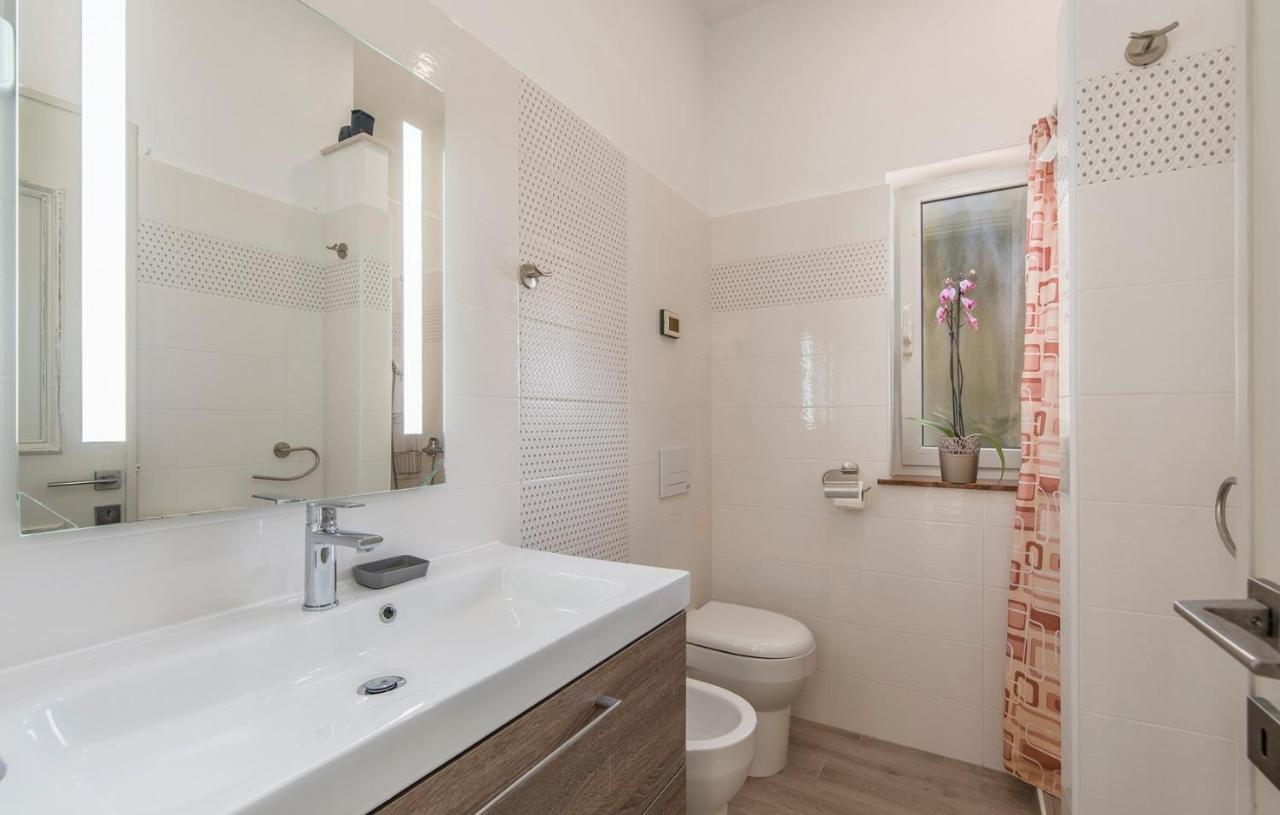 Apartment Complex Orzan Lovrecica Luaran gambar